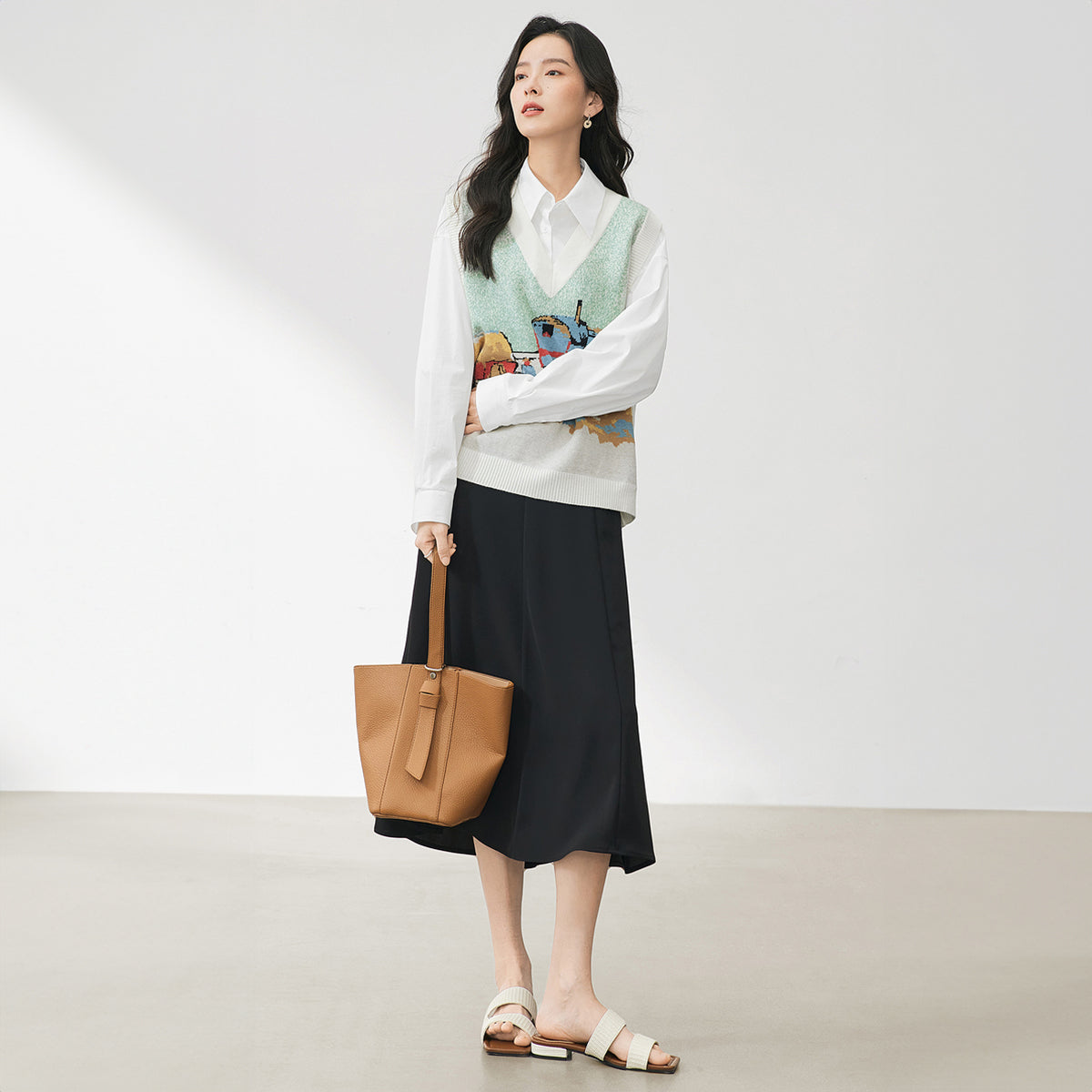 Pull Campement de gitans avec caravanes