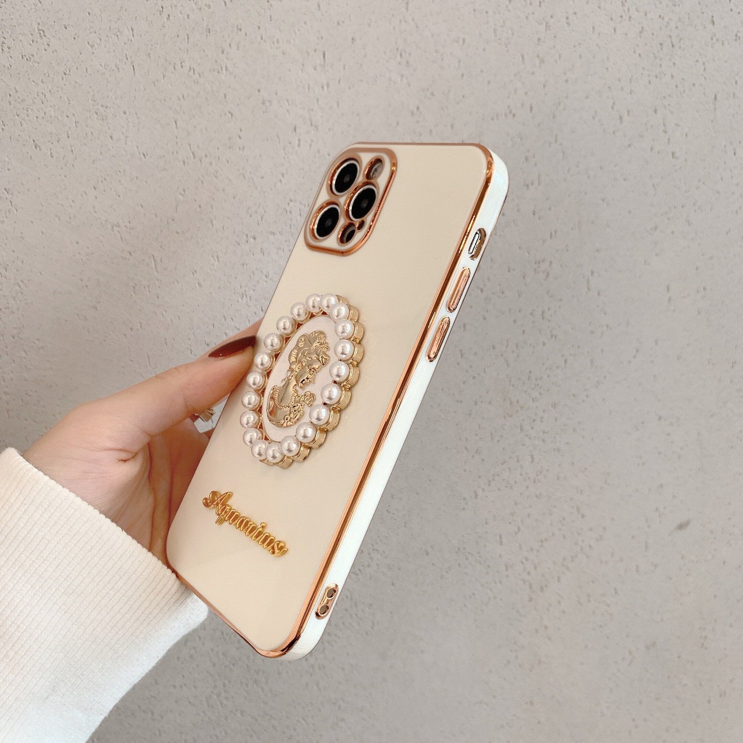 Funda iphone estética rococó 3D