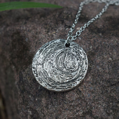 Collar Van Gogh Crescent Moon Starry Night