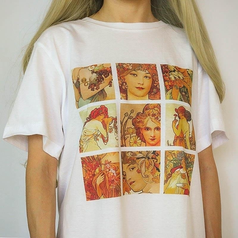 Alphonse Mucha Grid T-shirt