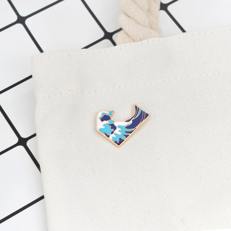 La gran ola de pin esmaltado de kanagawa